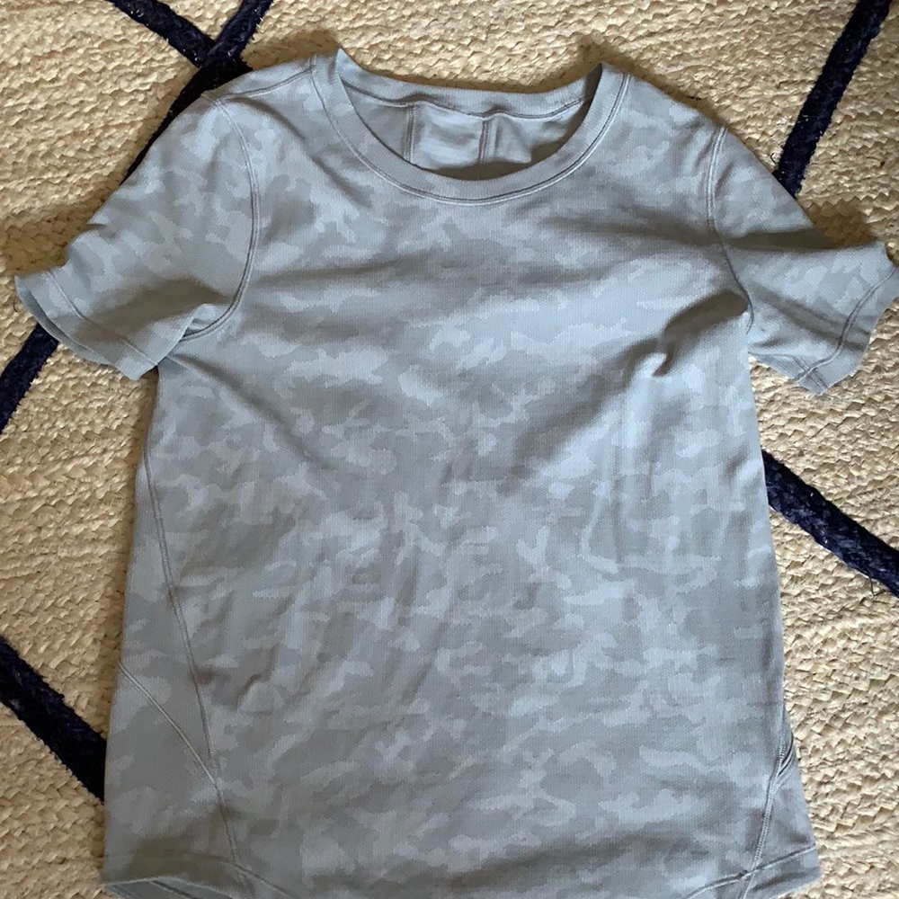 Lululemon Tshirt Camo